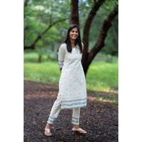 Himalayan Grace Kurti Set