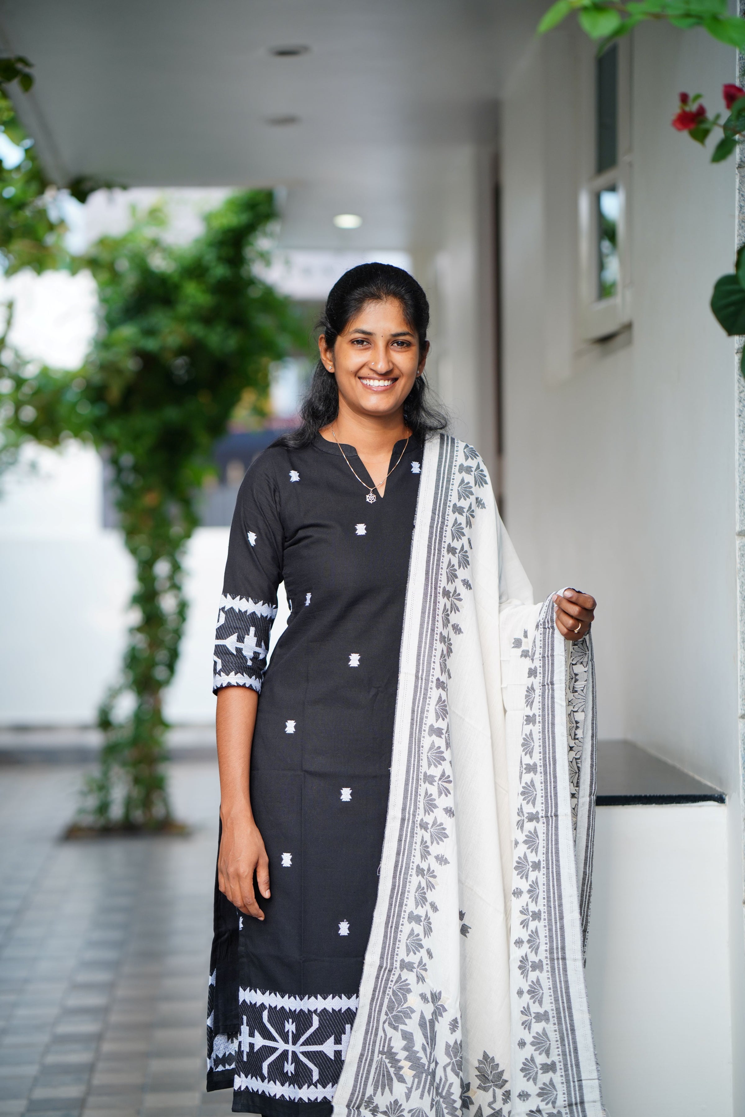 Jamdani Royal Handloom Set