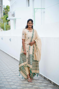 Jamdani Feather Silk Top and Dupatta